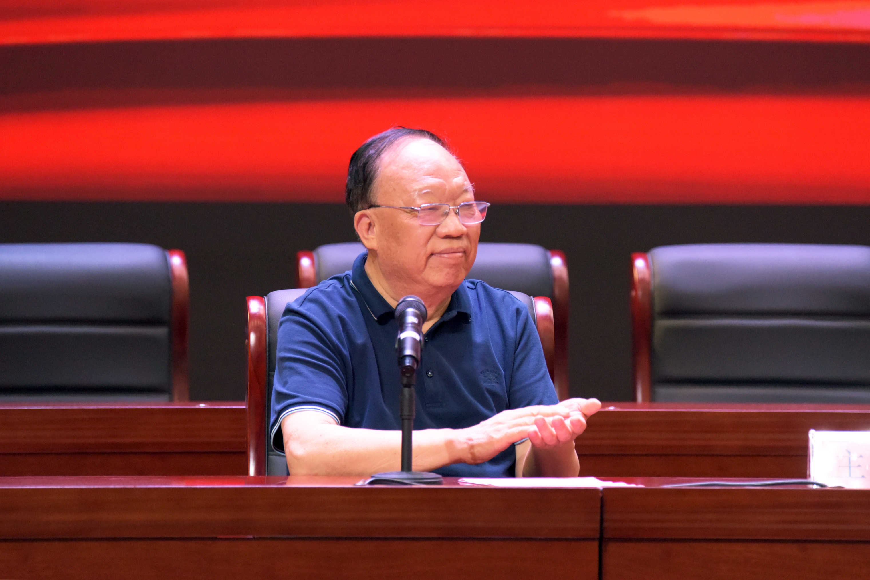 中国科学院陈国良院士莅临合肥科技职业学院为师生作专题报告 - 学院