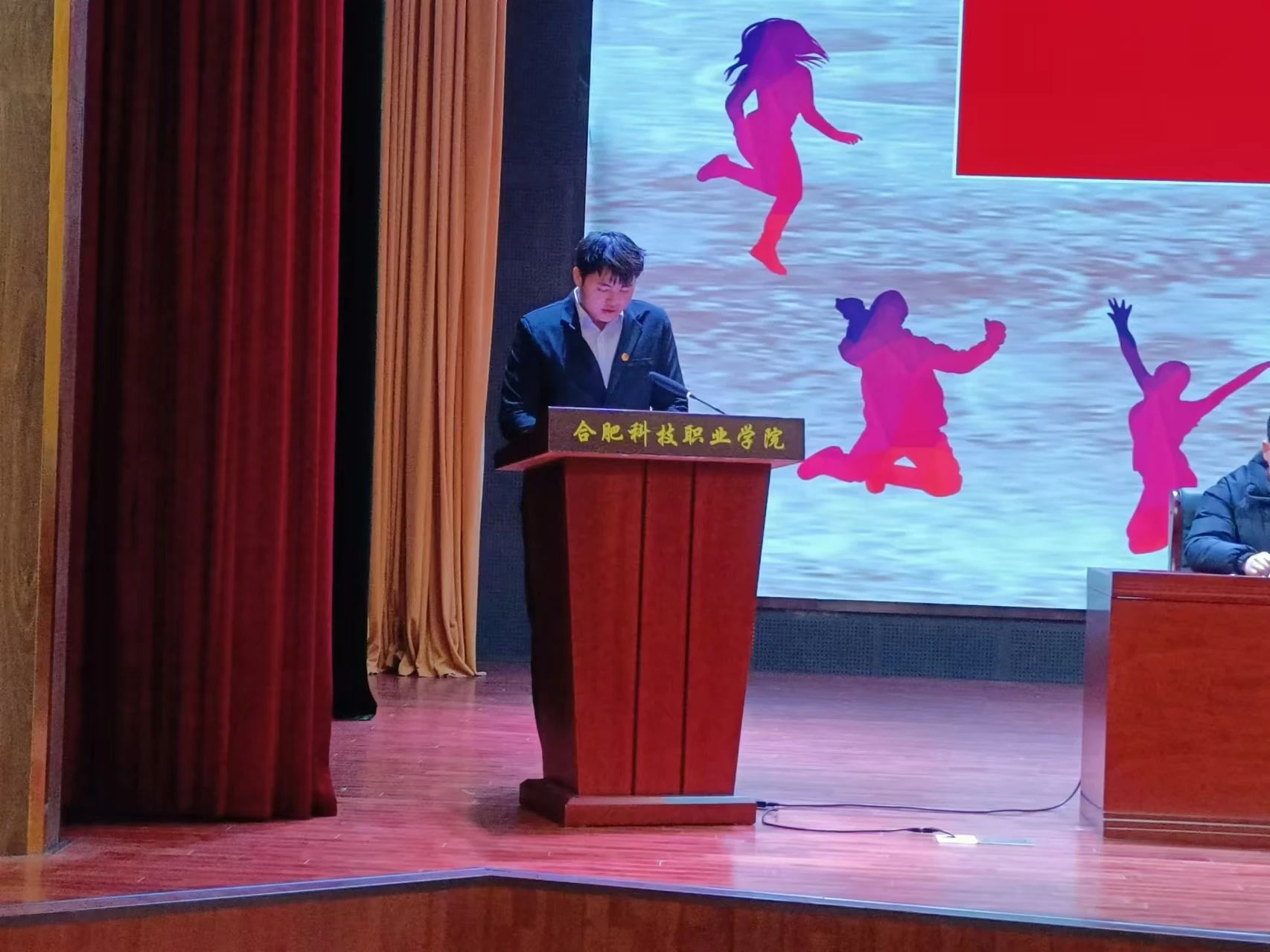 微信图片_20250119144856.jpg